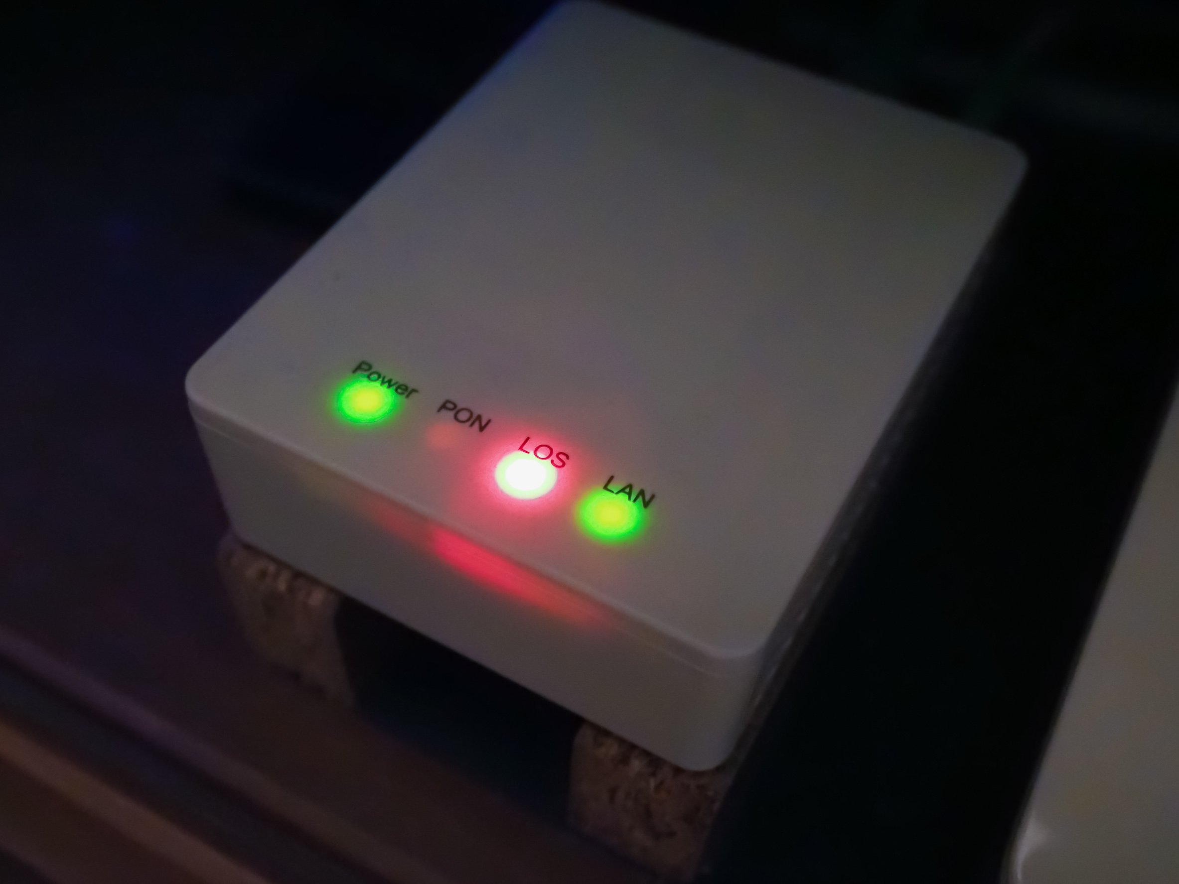 FTTH connection error with red LOS Loss of signal led on ONT optical network termination