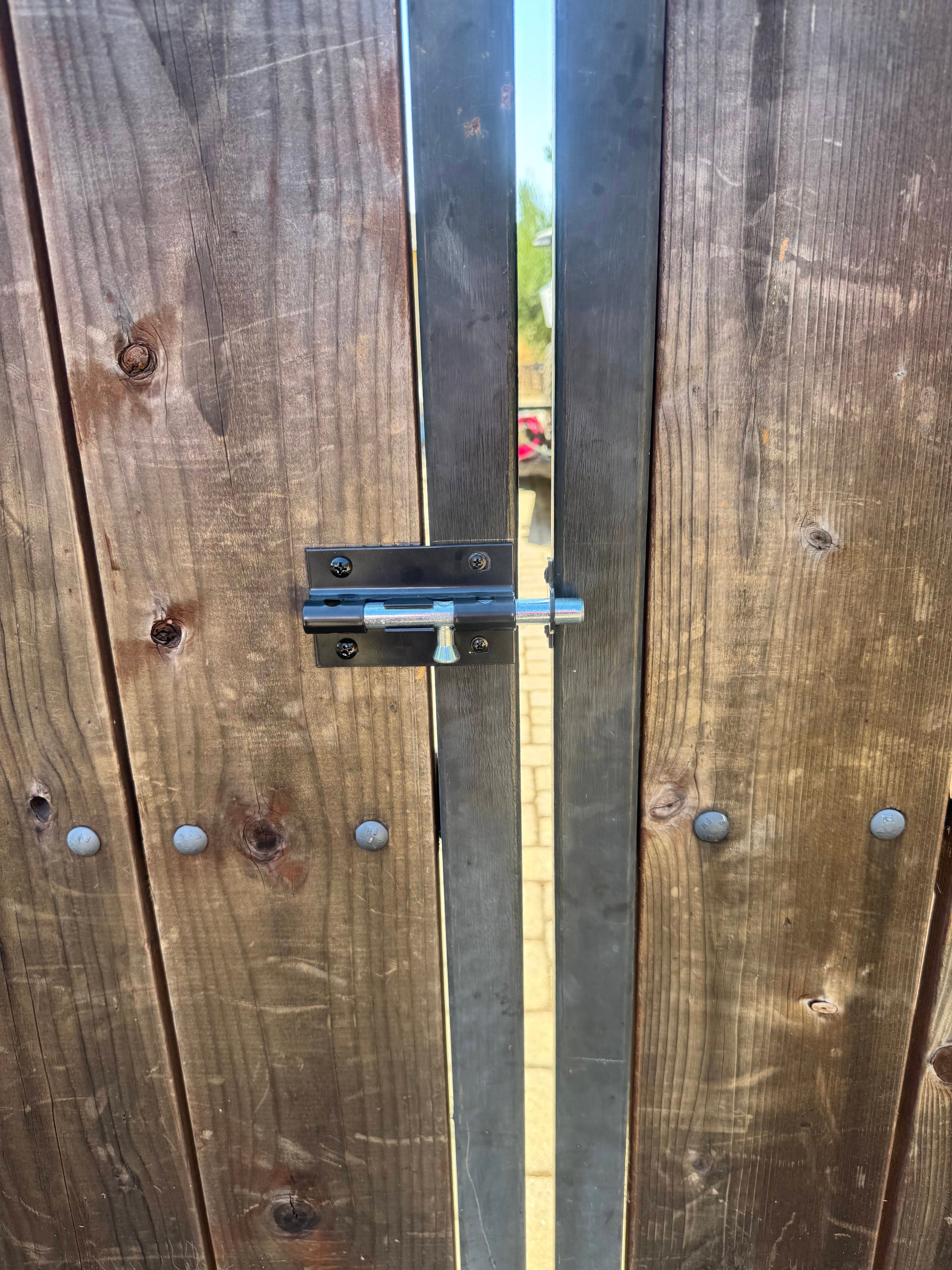 Gate latch installation