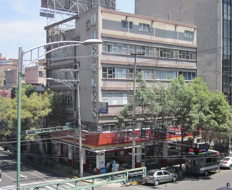 Edificio Medellín 176 - Fachada antes de remodelación