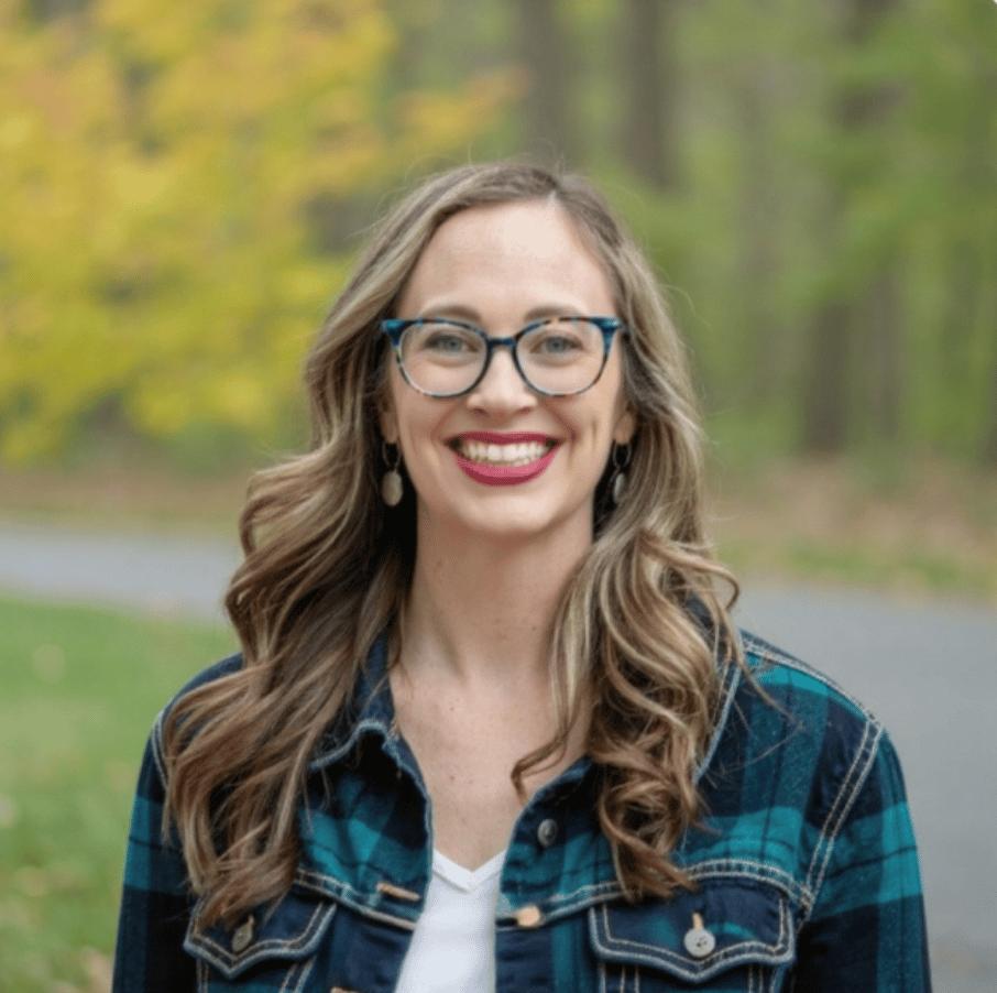 Maggie Wahlen, Owner