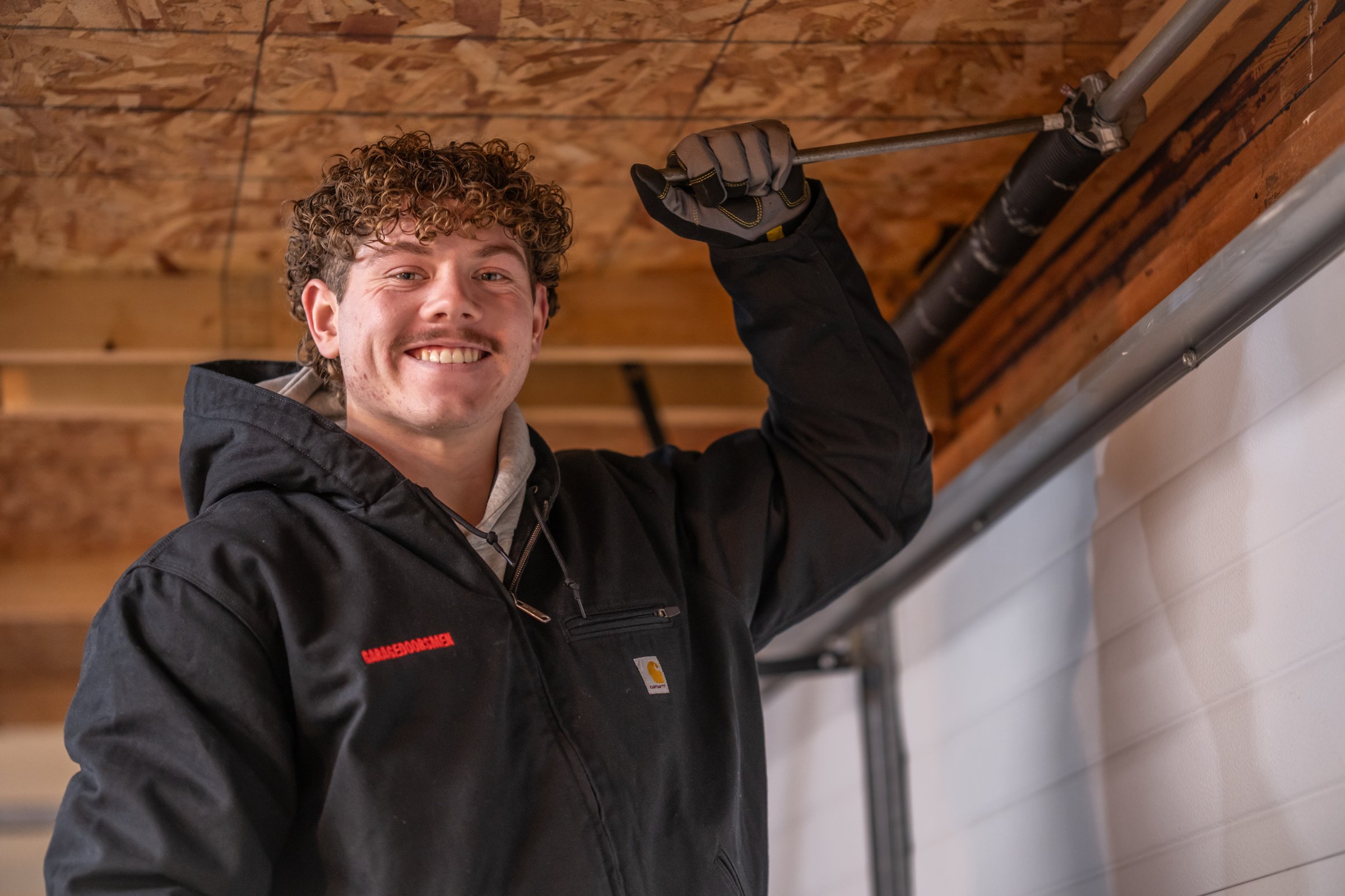 GarageDoorsMen technician ready to serve