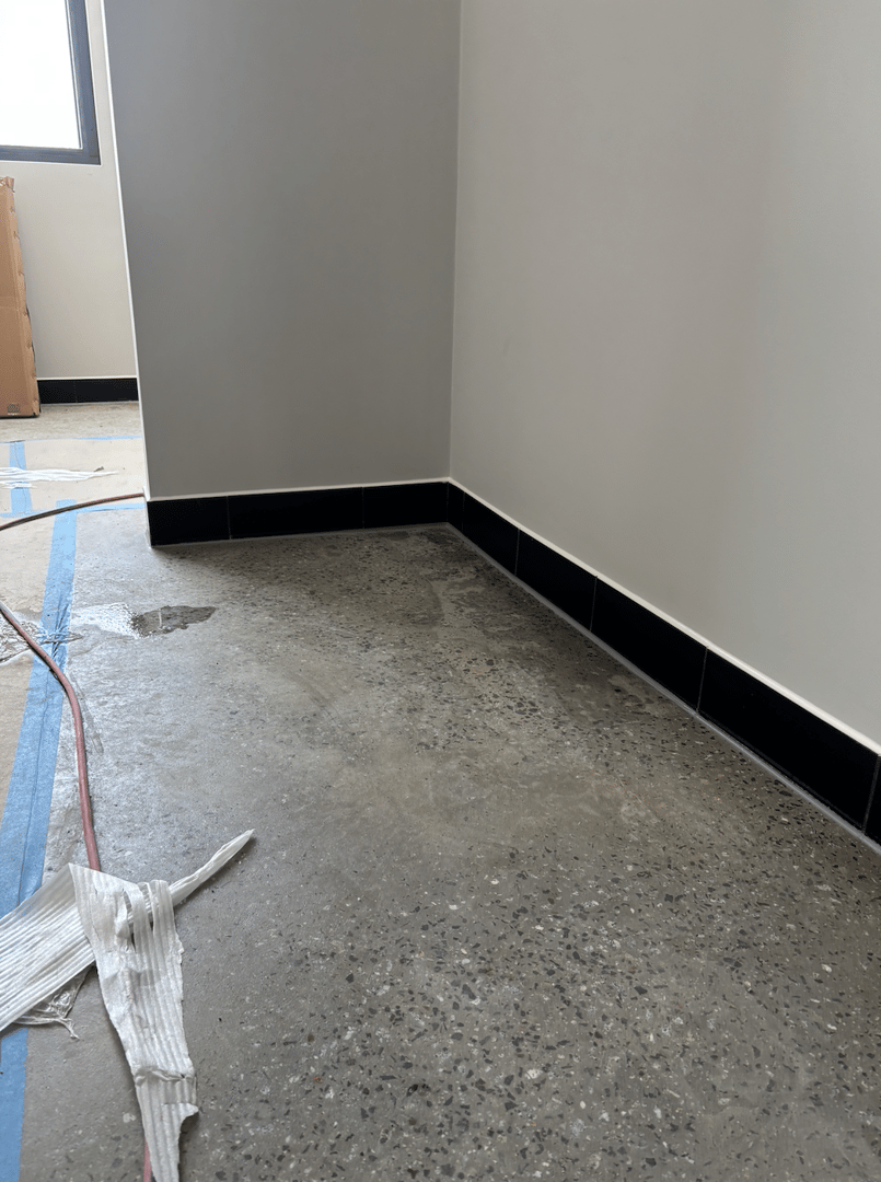 Caulking work example