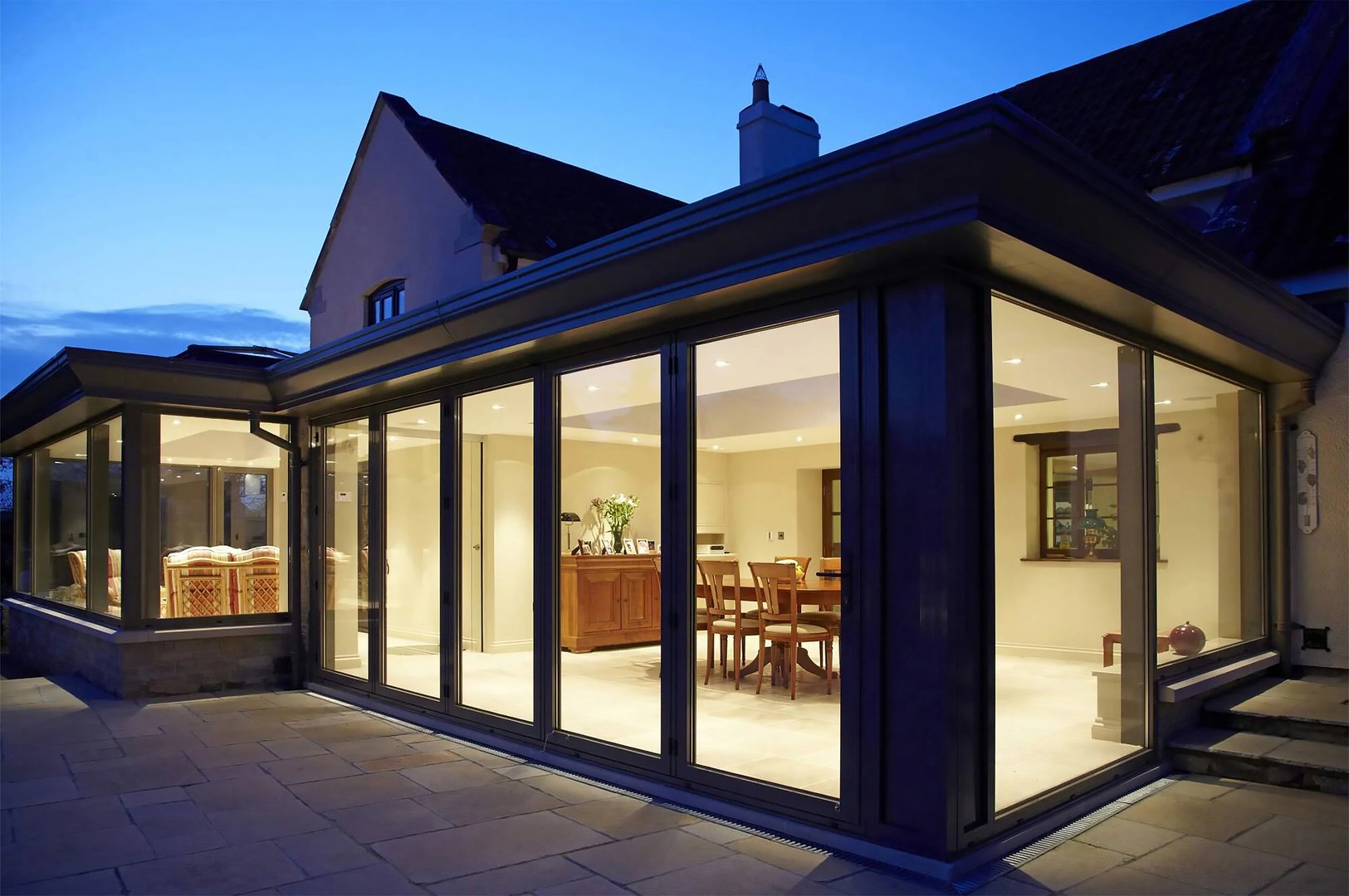 Smart glass exterior