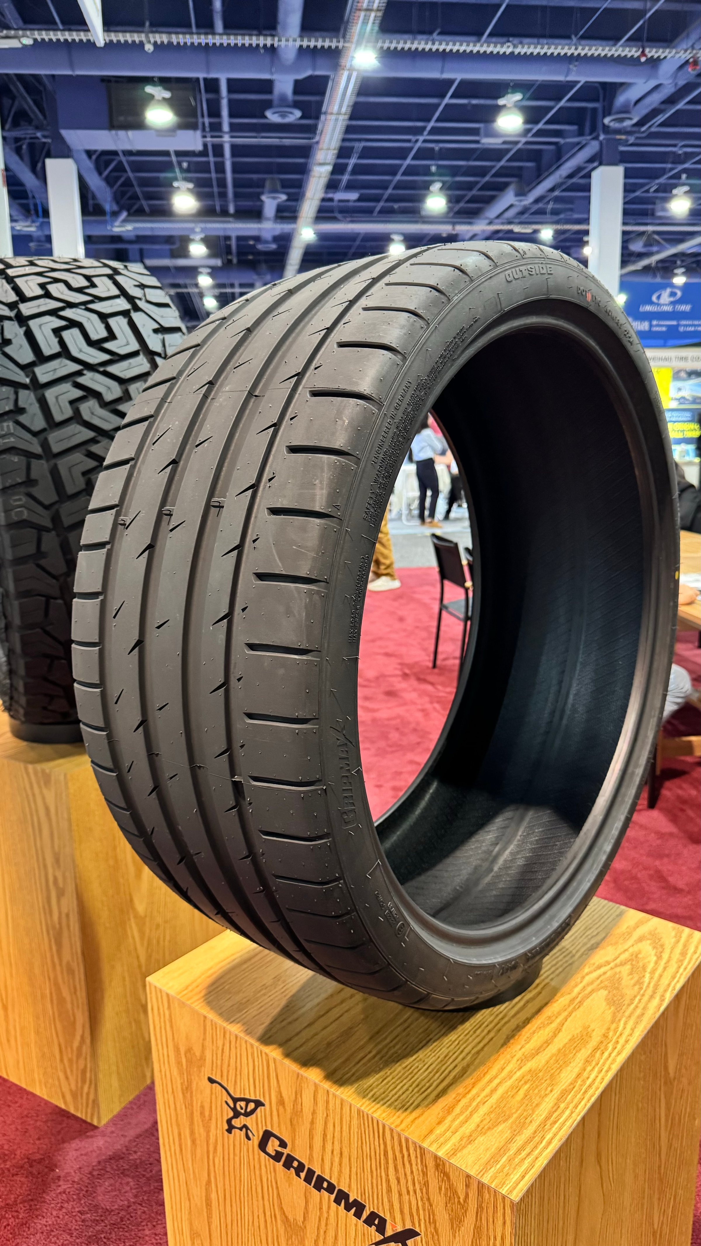 Pneu de Alta Performance