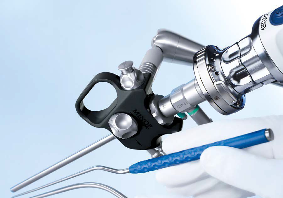 Equipo de endoscopia transnasal