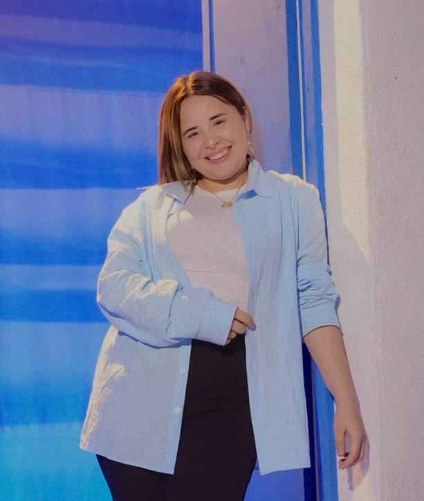 Fernanda López - Directora Administrativa y Coordinadora