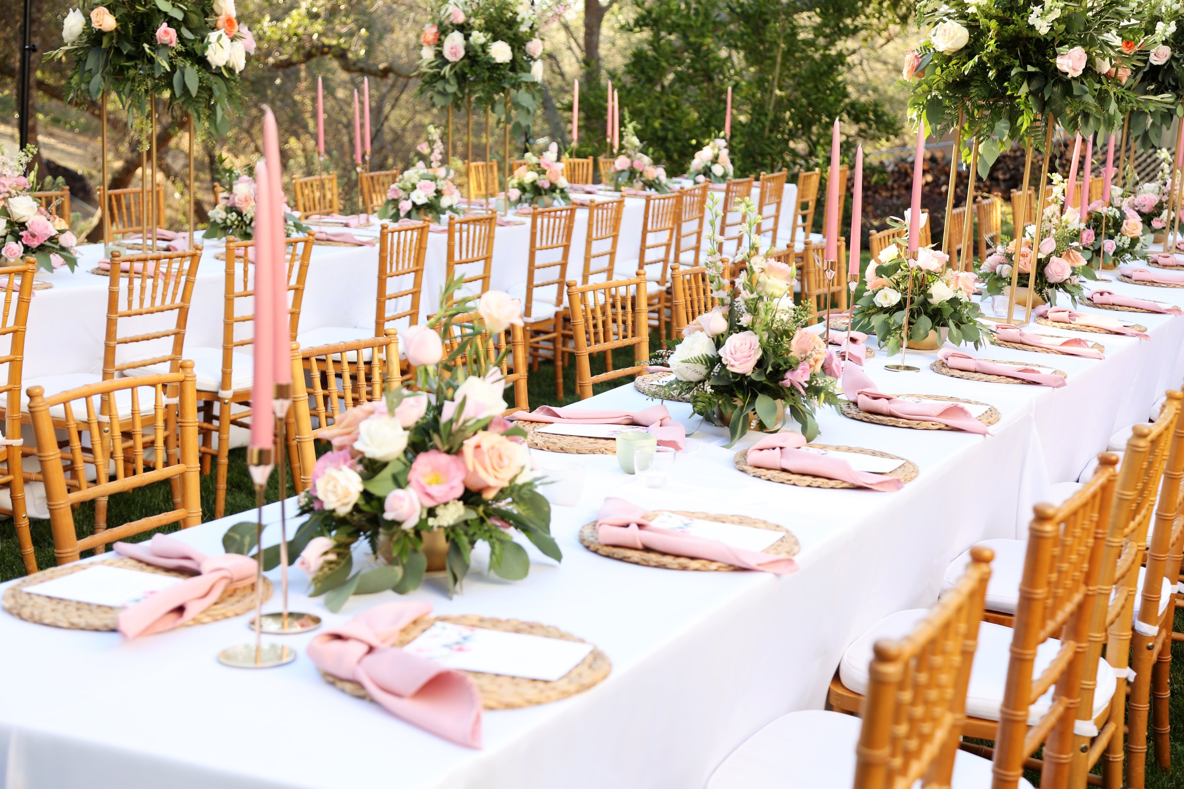 Elegant wedding table setting