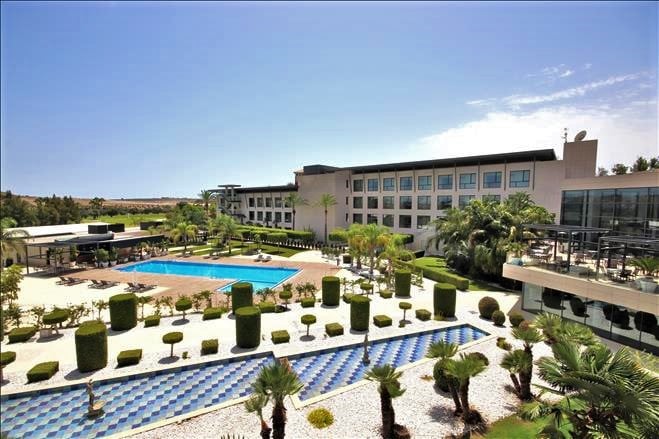 La Finca Resort gardens