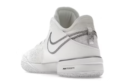 LeBron NXXT - Vista 3