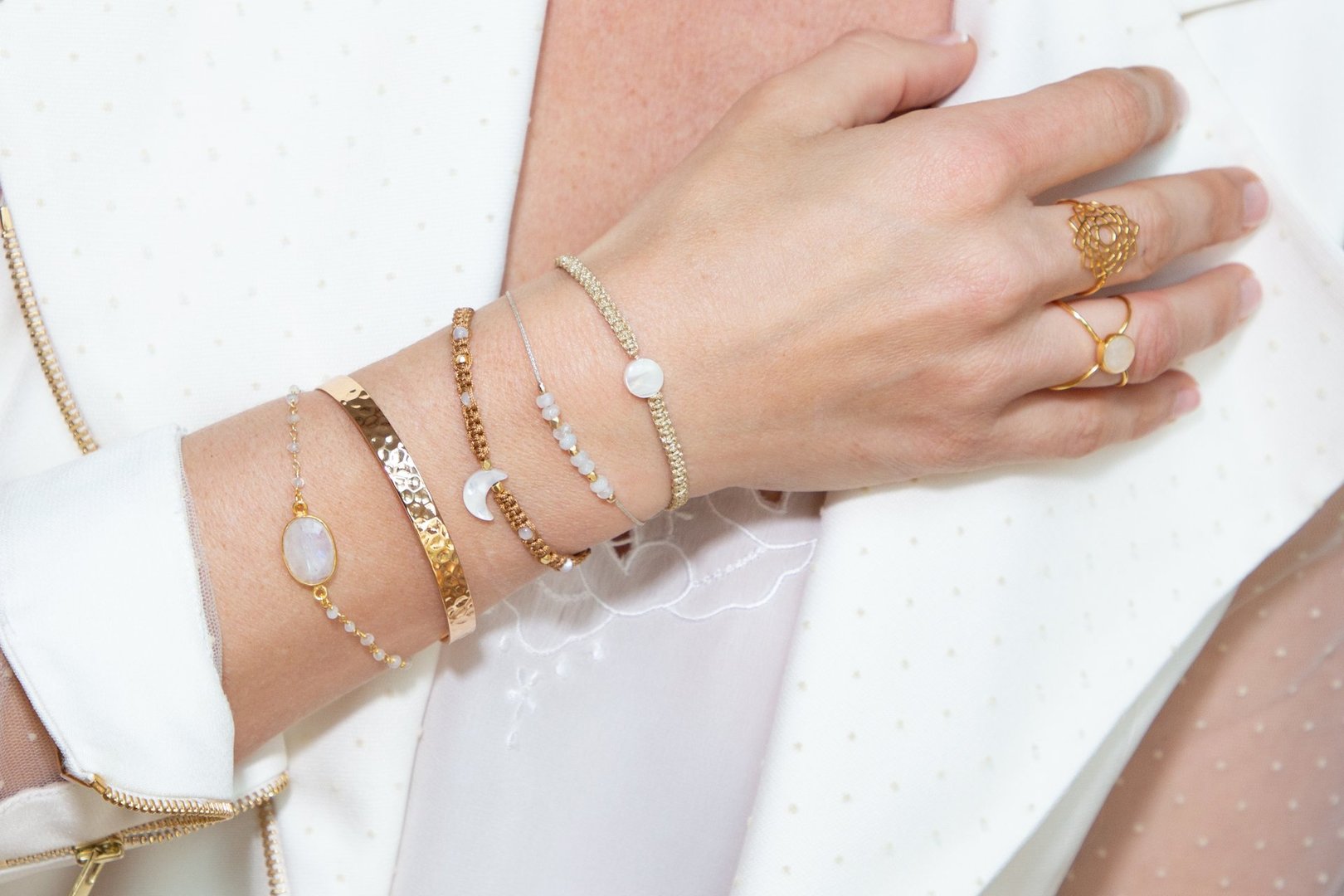 Delicate Women's Bracelet