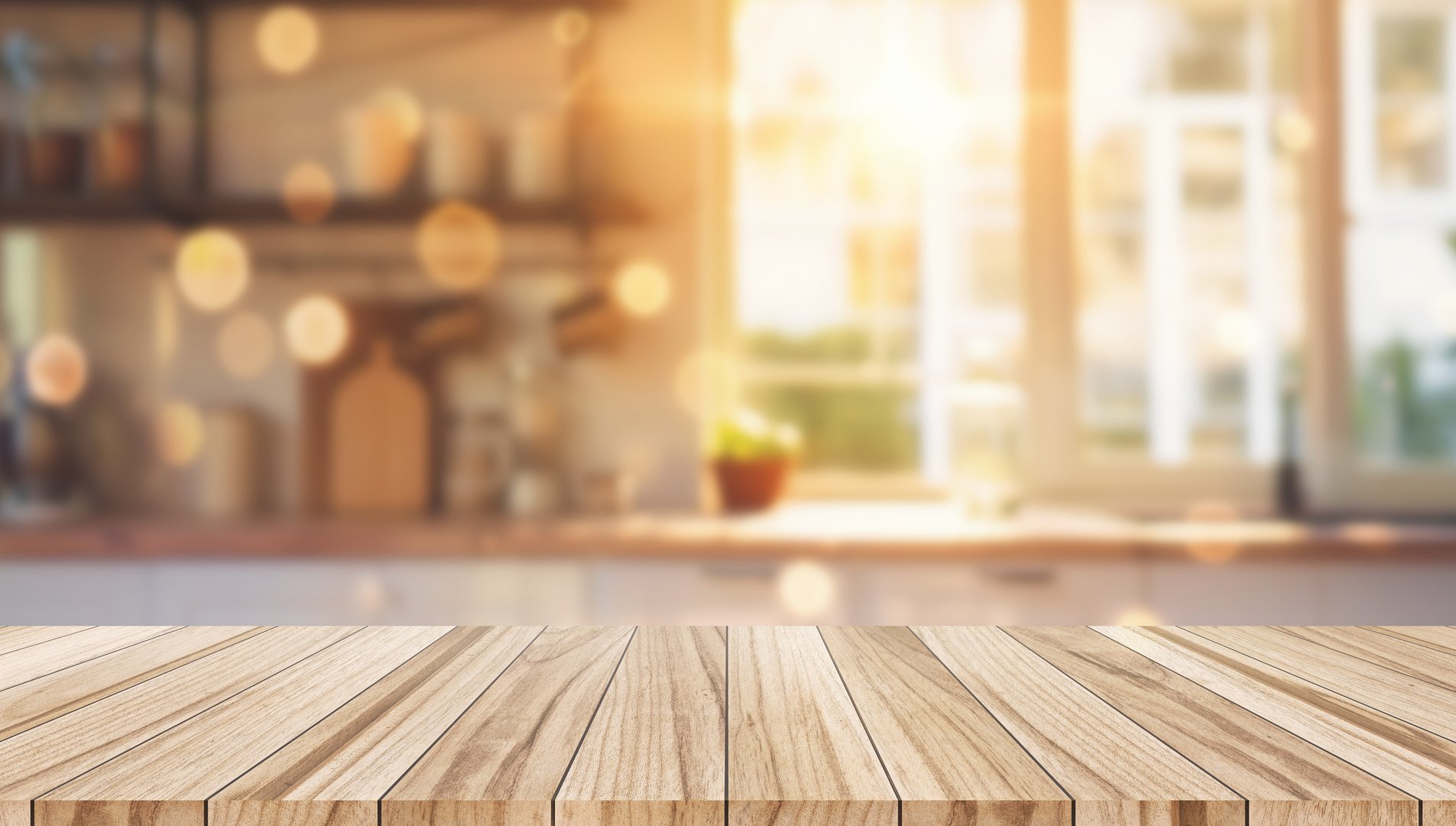 Cocina tradicional mexicana con mesa de madera y ambiente cálido para productos artesanales