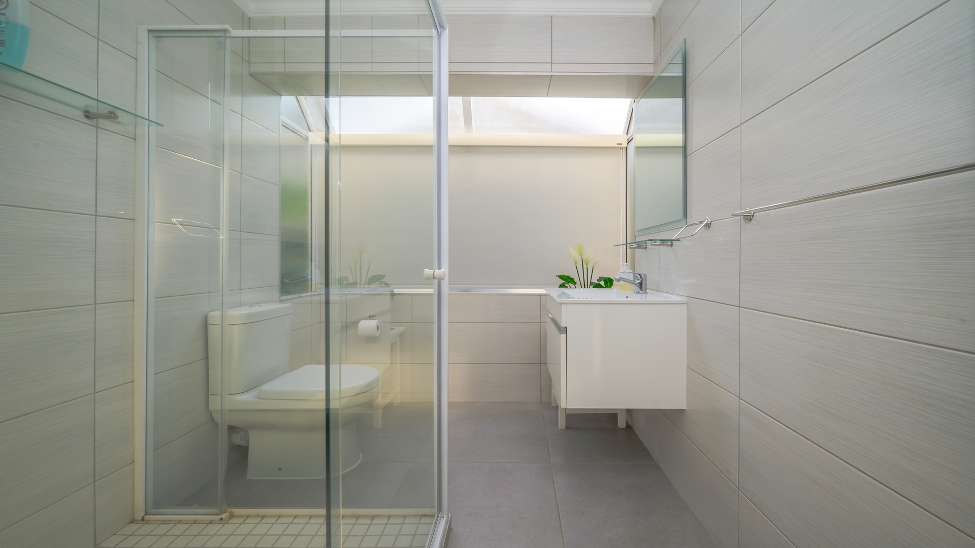 Beacon 10 Bathrooms