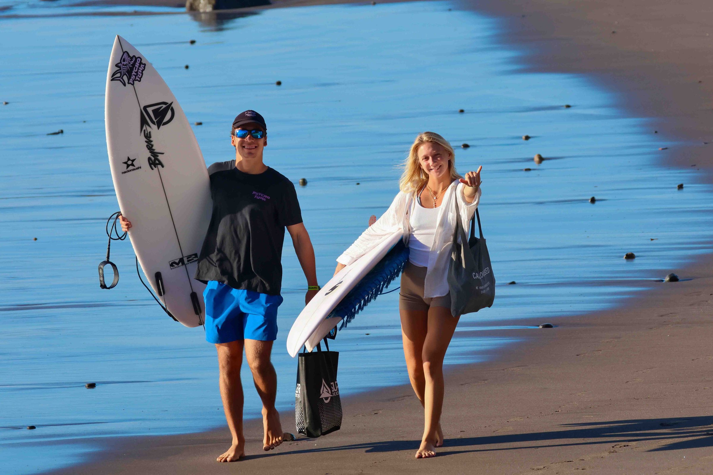 Ruby and Tao - Panama Surf Tours