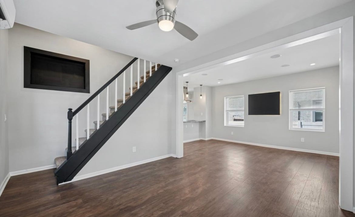 Interior house painting contractor Ambler PA - residential painting services Montgomery County