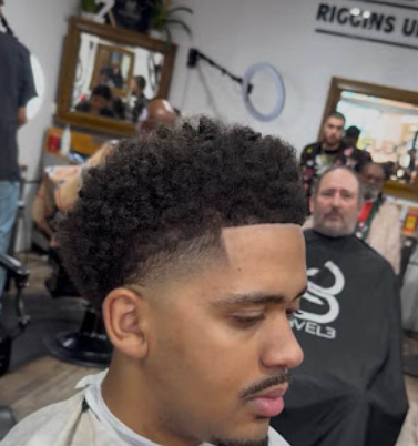 Men's haircut at FORTE Barbershop