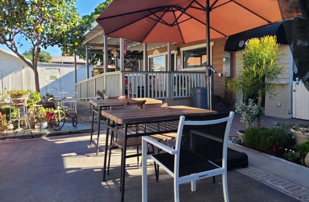 The Classic Cafe exterior