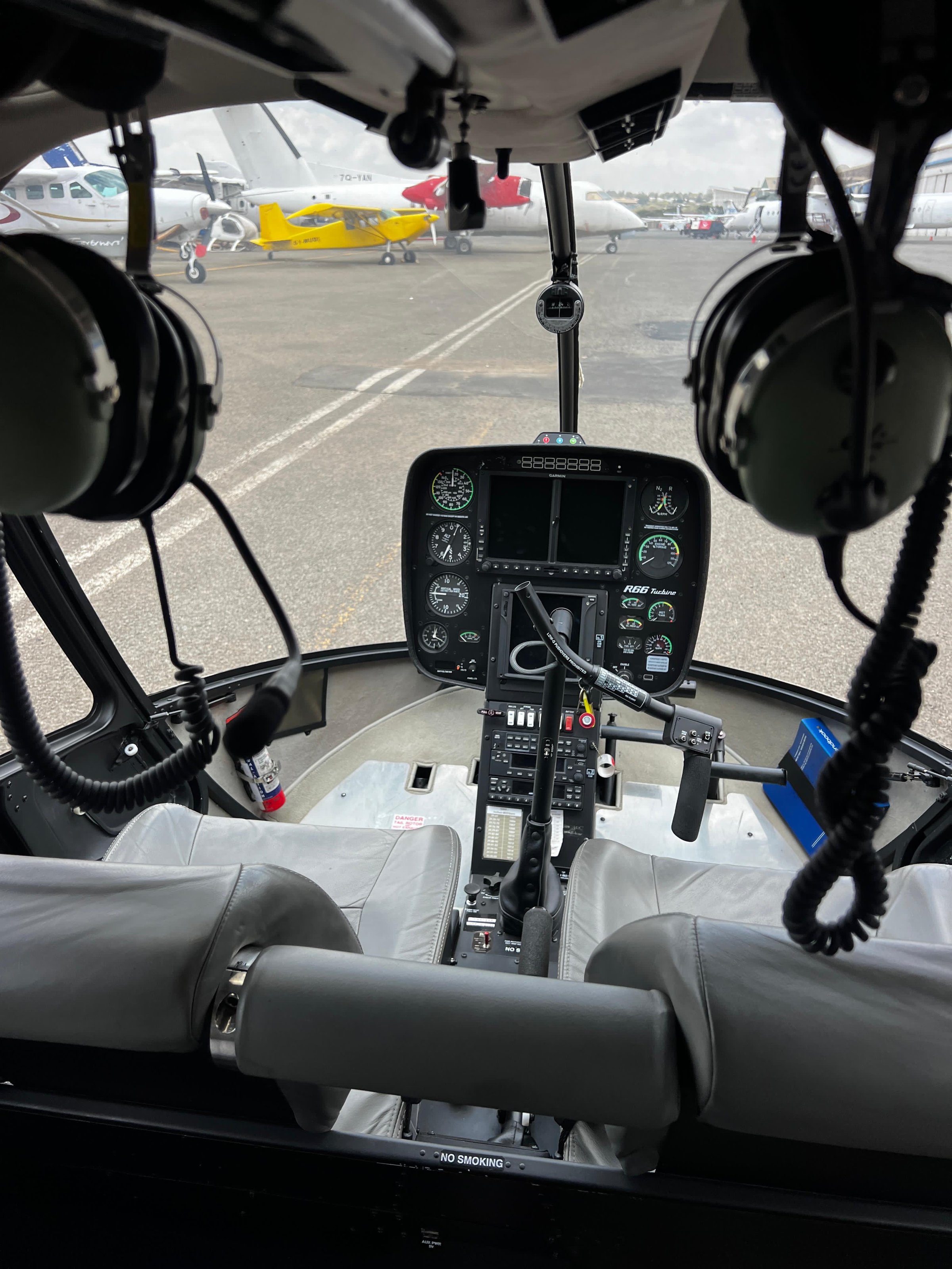 Robinson R66 Turbine - Control systems