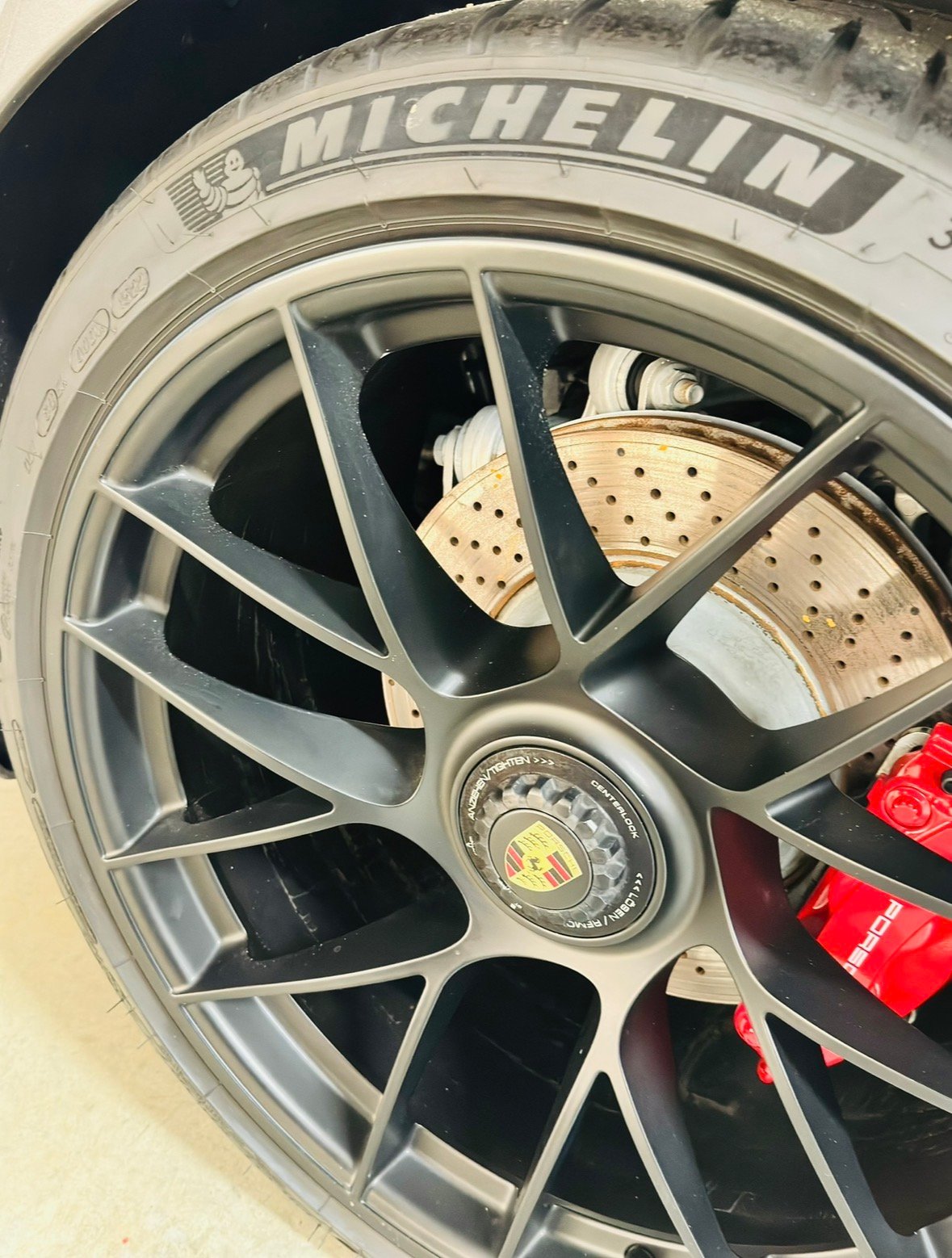 Felgenreparatur Lackieren