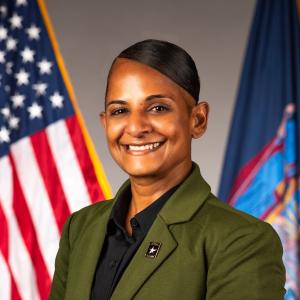 Select gallery image