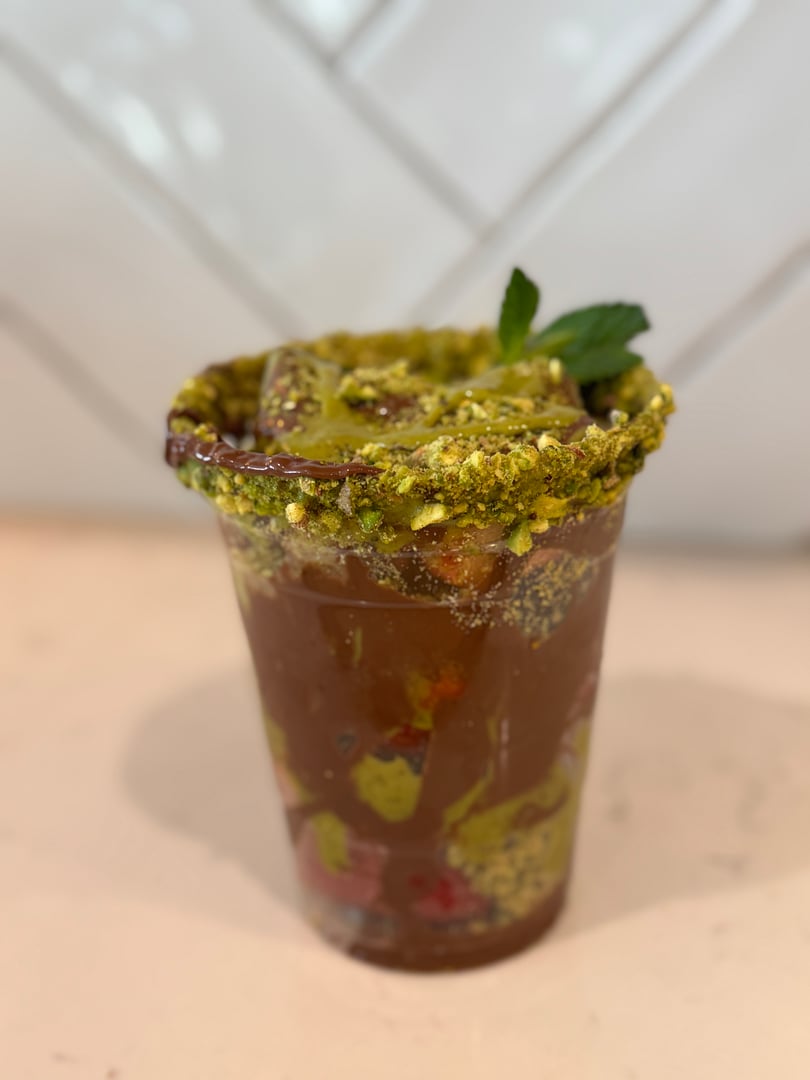 Dubai Chocolate Strawberry Cup