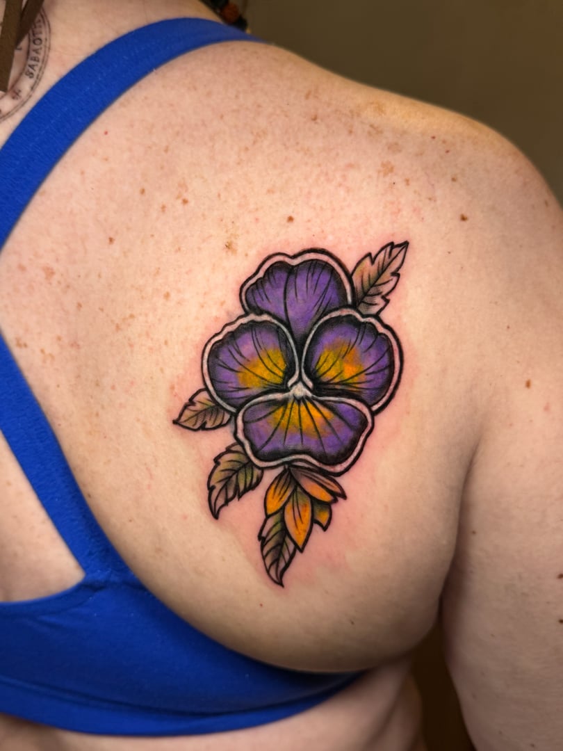 Cover Up Transformación 4 - Victoria Lava