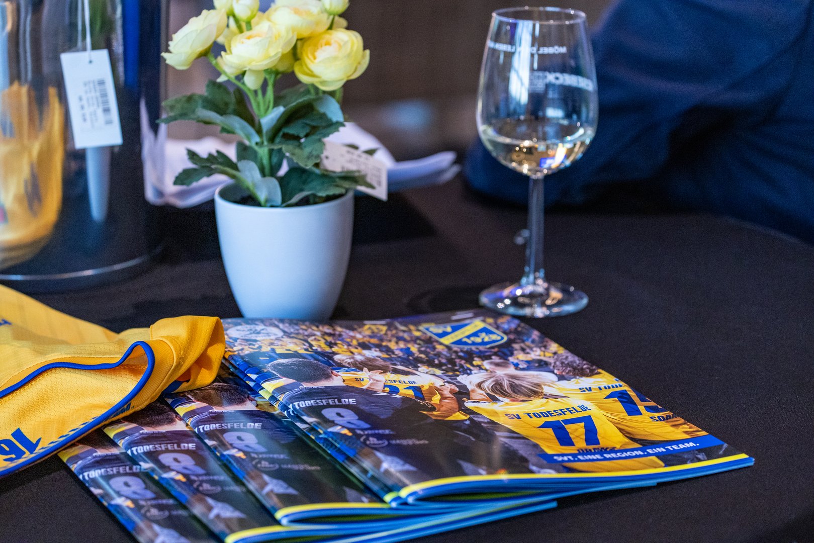SV Todesfelde Mannschaft - Fußball Sponsoring Regionalliga Holstein Team