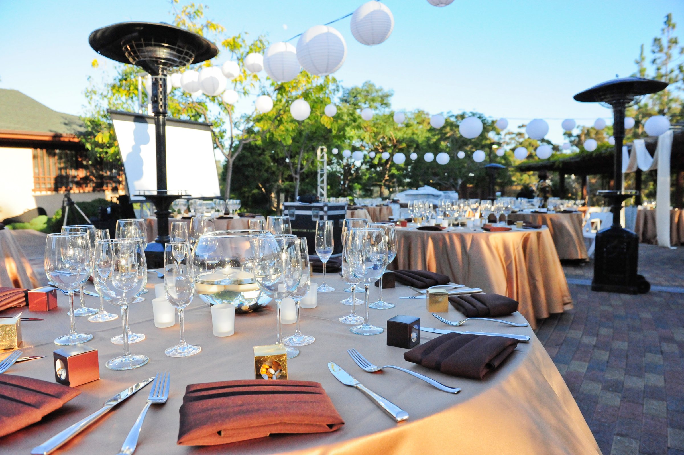 Outdoor California Formal Wedding Reception Dinner Venue