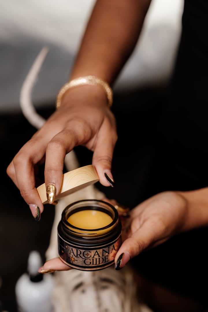 Arcana Glide 150ml Professional Size