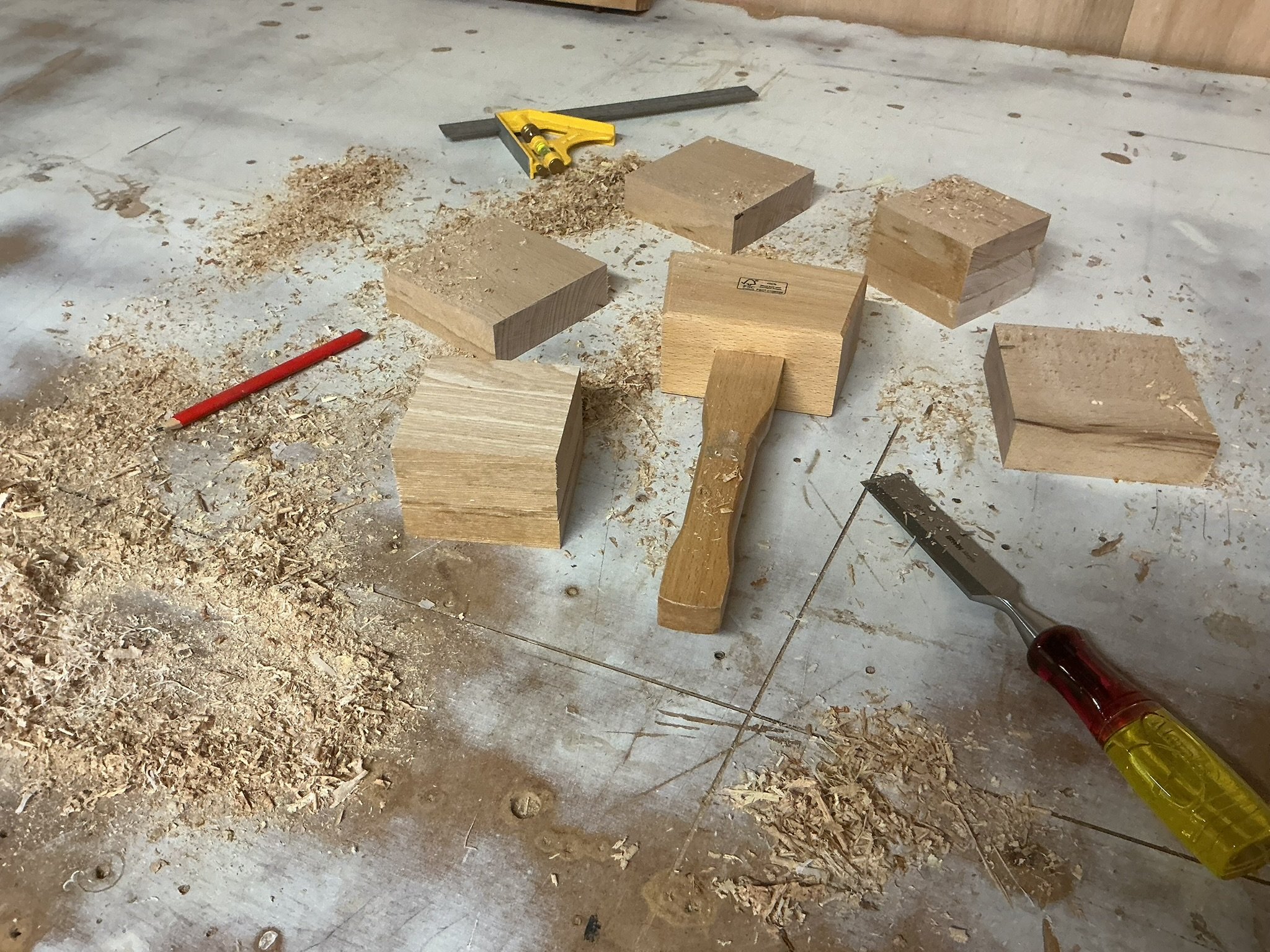 H7 Bespoke craftsmanship in the workshop