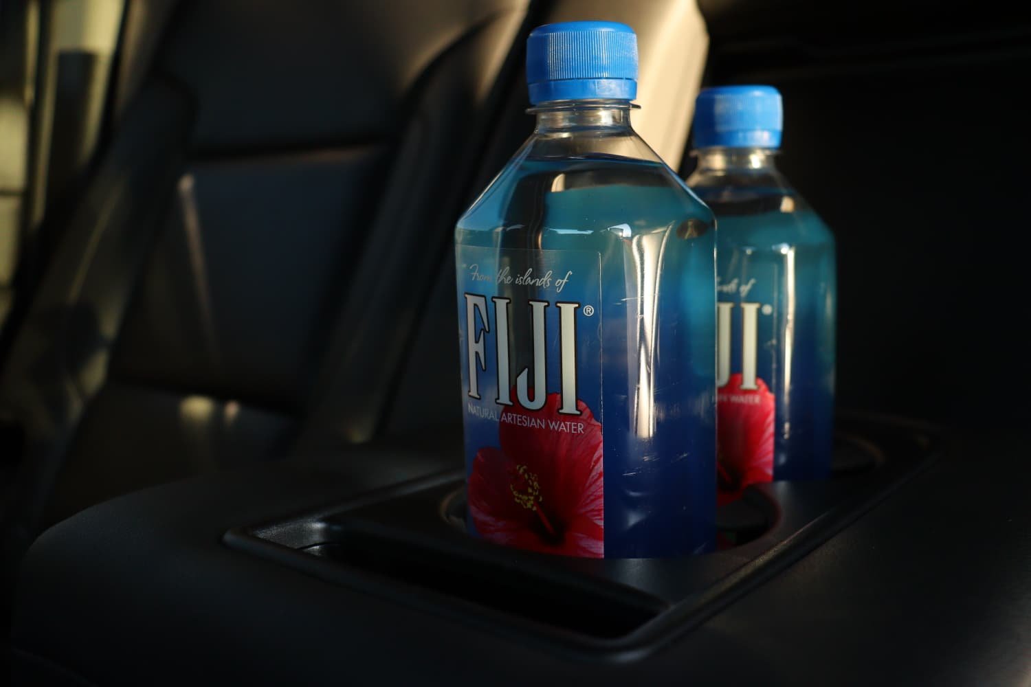 Chevrolet Suburban - Image 6