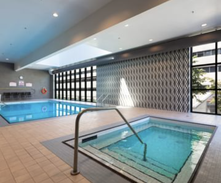 Hotel exterior and location overview