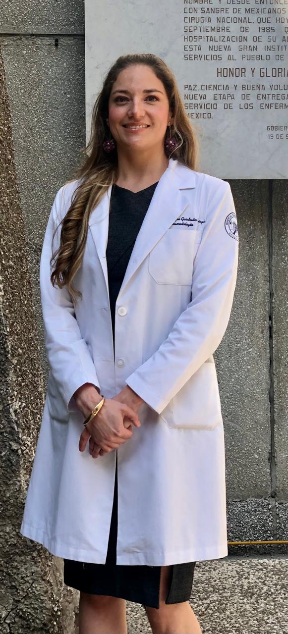 Dra. Guadalupe Berenice Garduño Arriaga - Reumatología