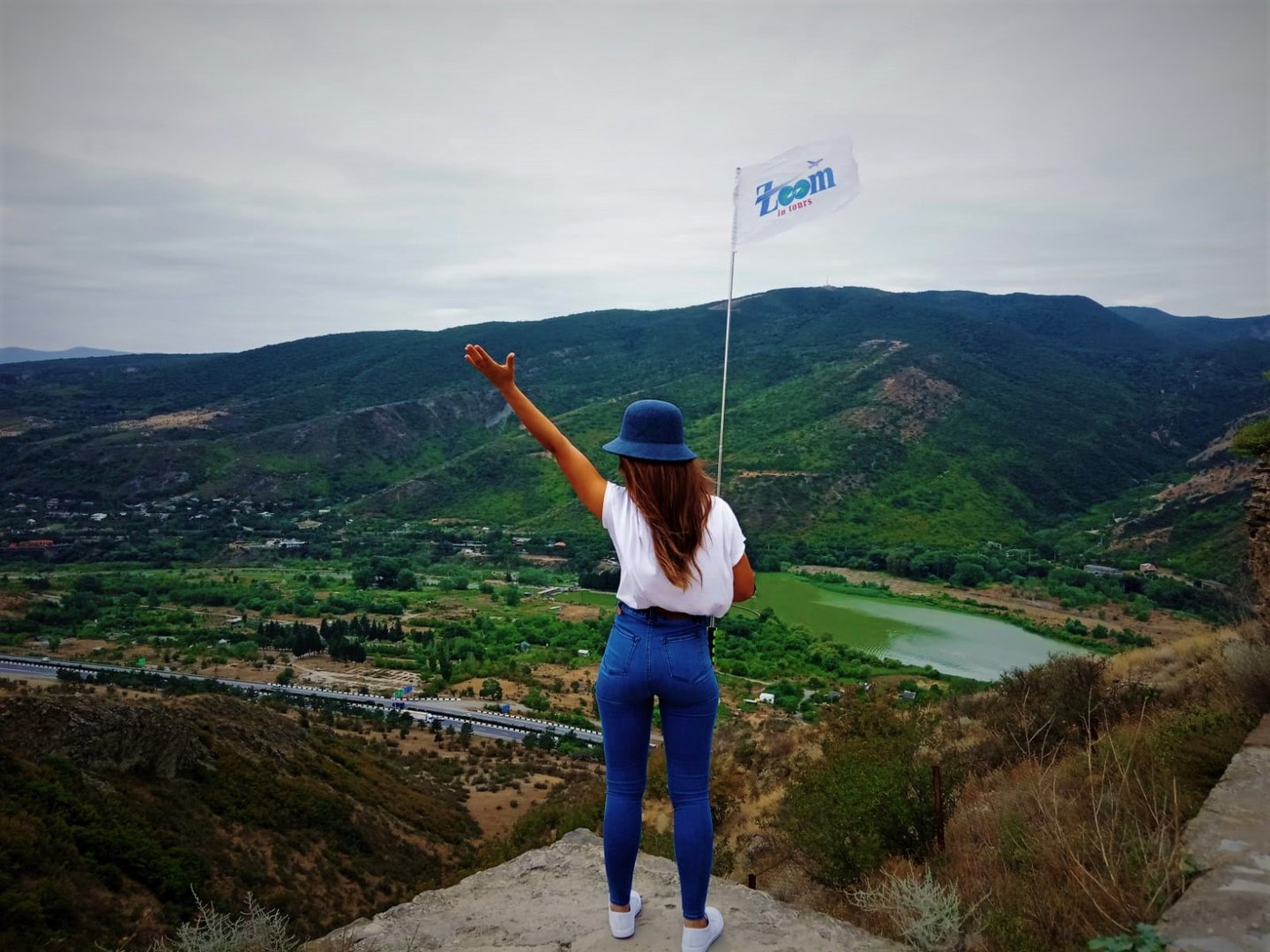 תמונת רקע לאתר