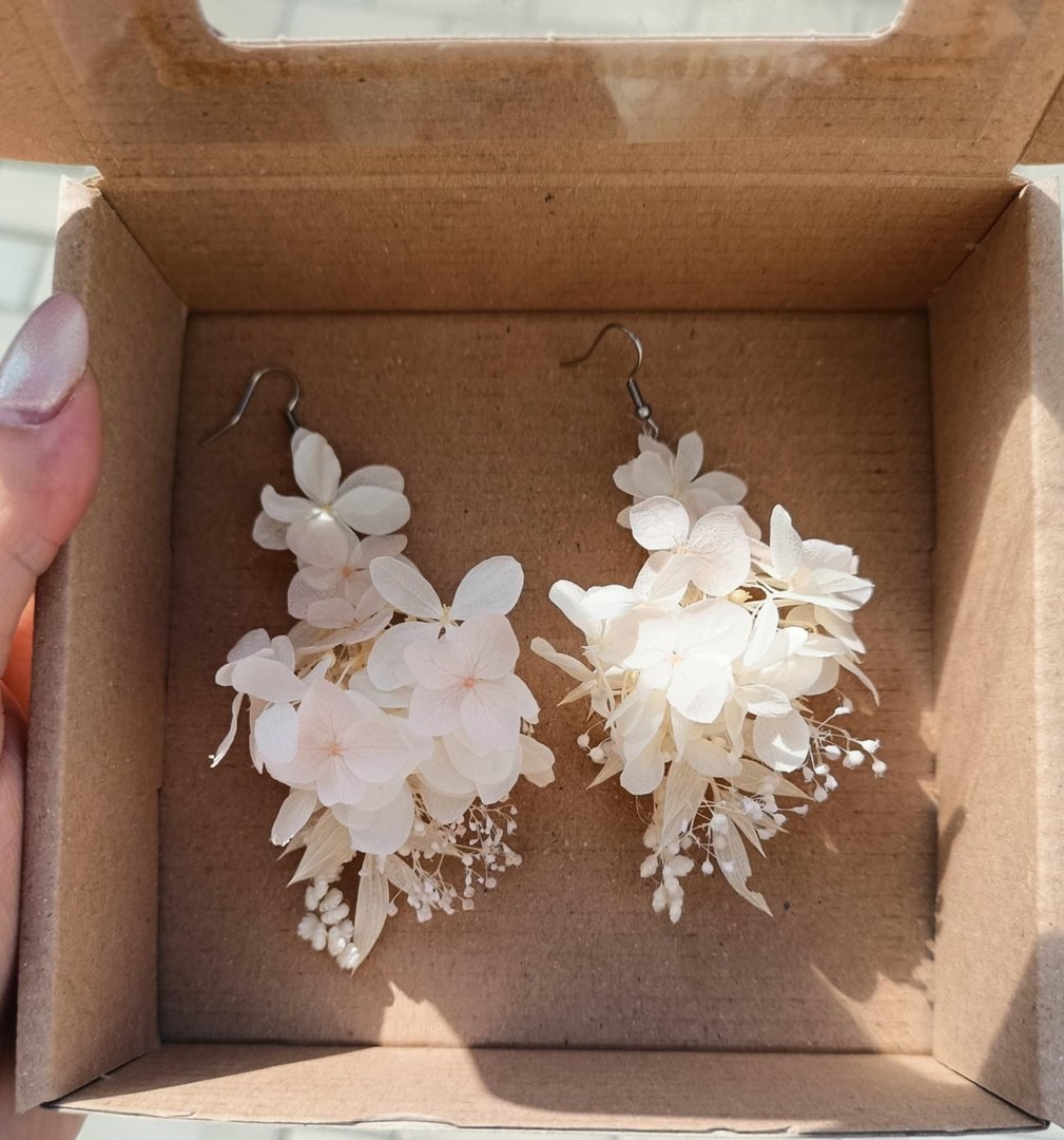 Grzebienie i kolczyki