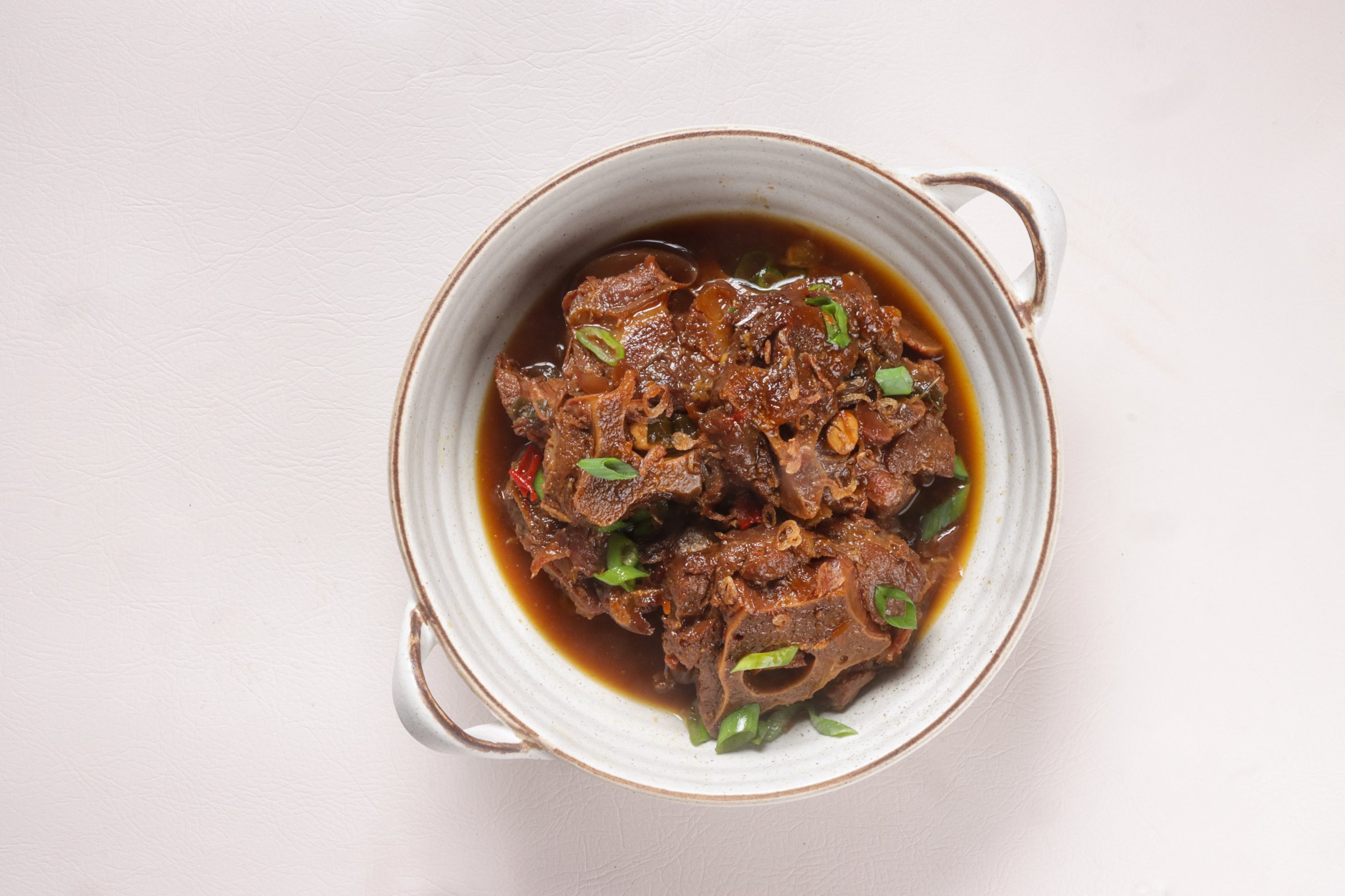 Braised oxtails