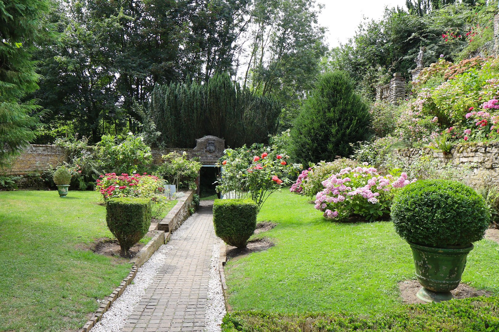 Henri Le Sidaner Gardens, Gerberoy village, Oise department, France
