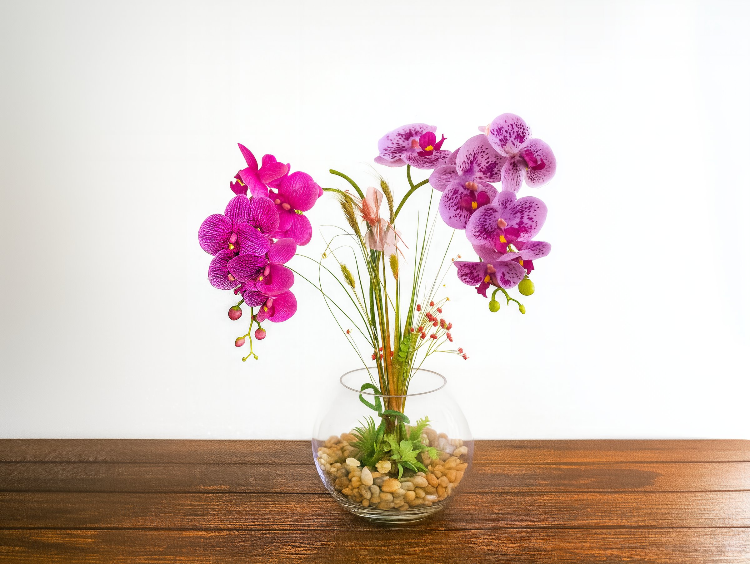 Hermoso arreglo de orquídeas elegante y sofisticado