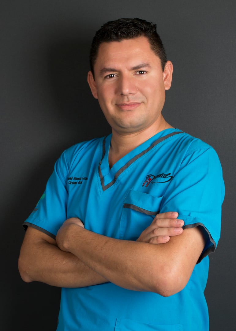Dr. David Fonseca - Especialista en Implantología
