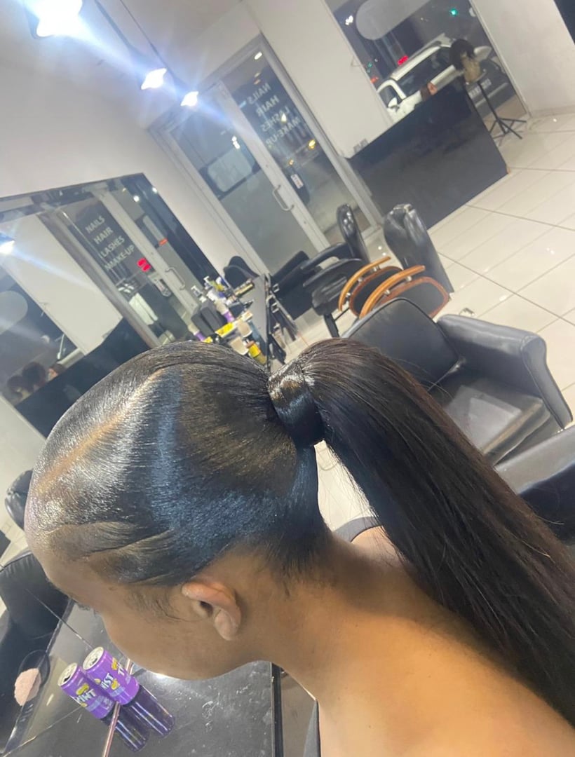 Roro Beauty Bar Work