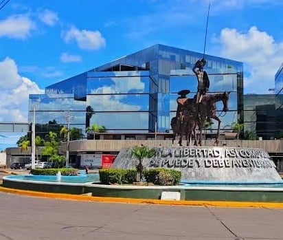 Glorieta del Quijote en Aguascalientes, referencia de ubicación