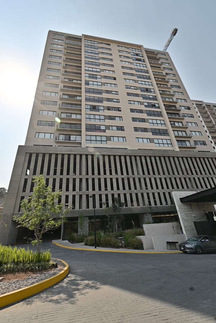 Cumbres Herradura - Acceso a Estacionamientos