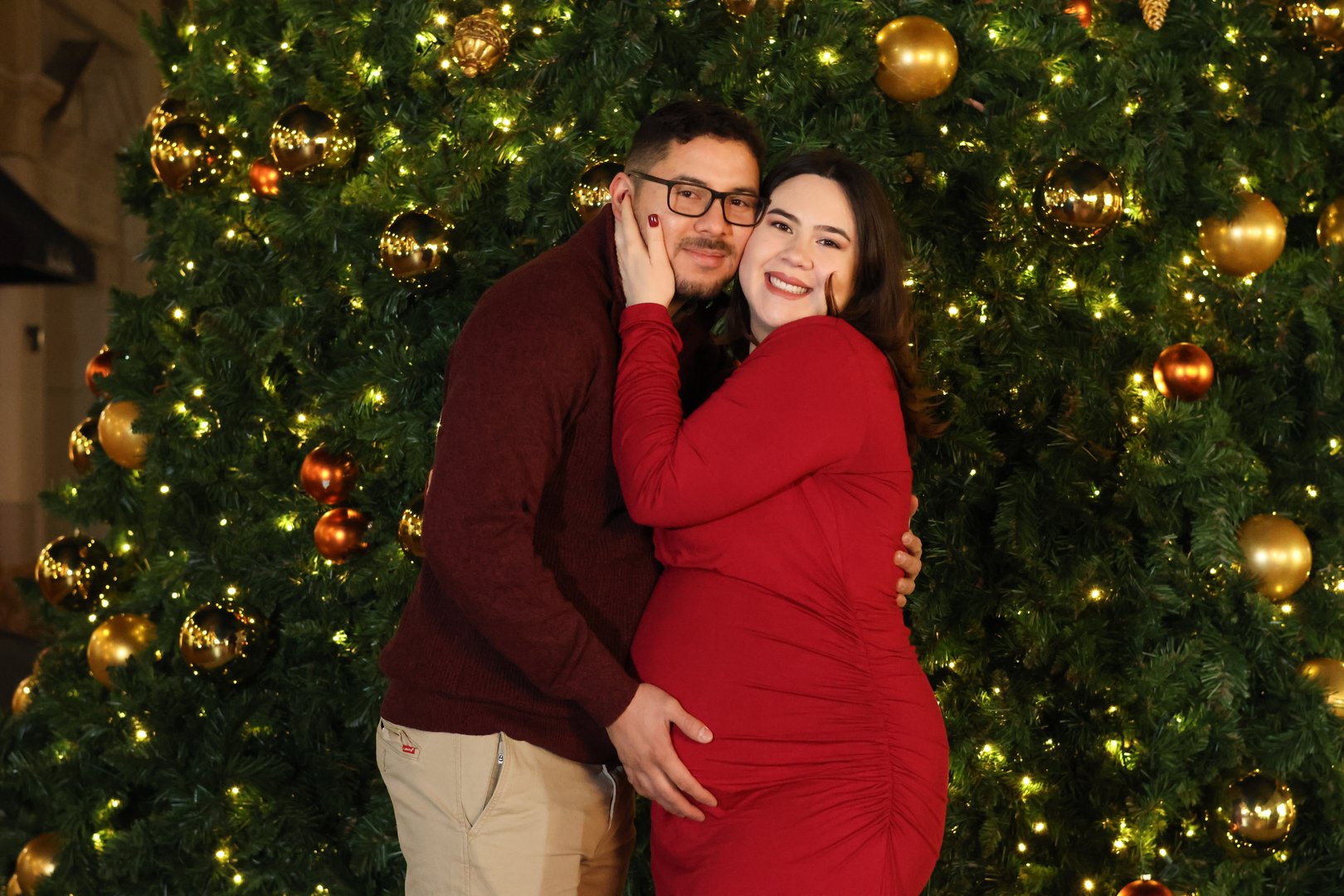 Lisa disfrutando momentos especiales con Ian - equilibrando pasión y maternidad