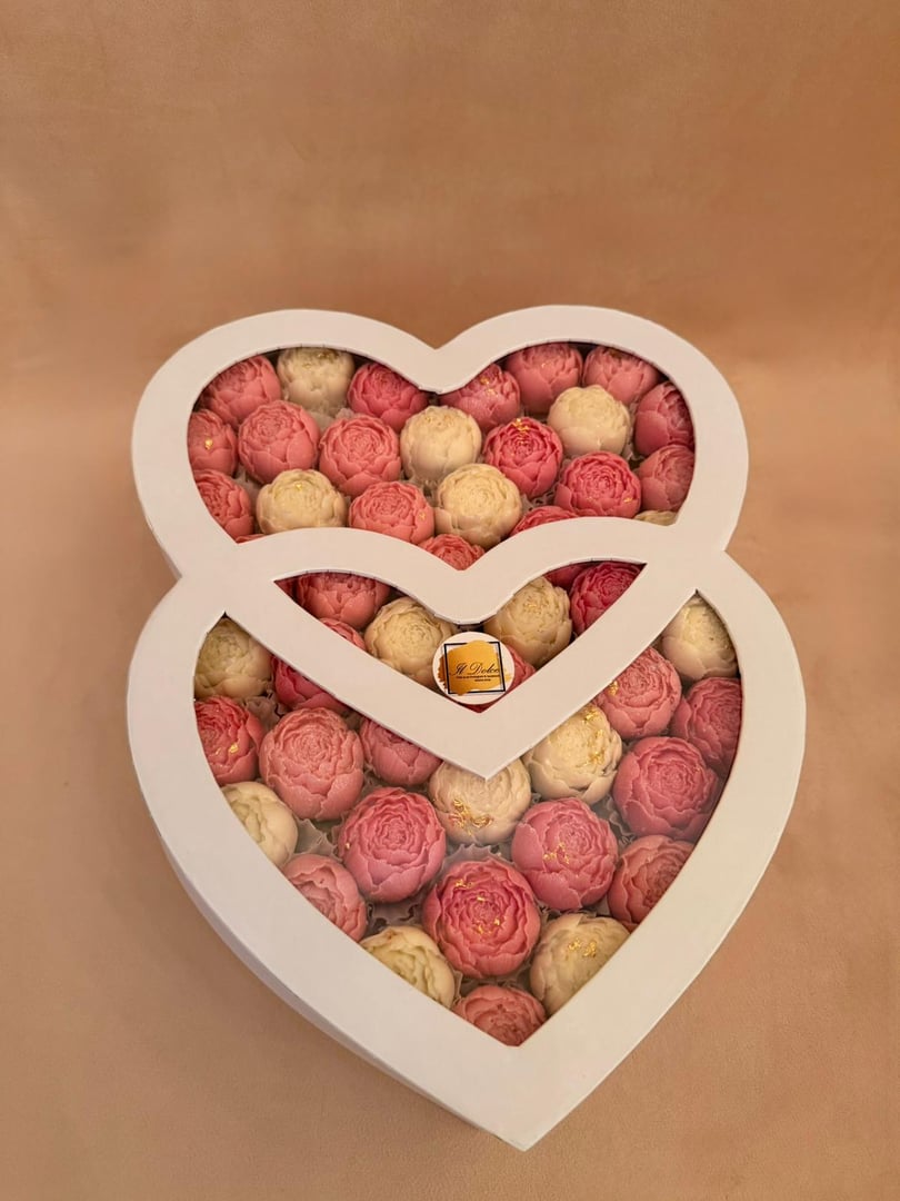 Tort Elegant cu Ciocolată Belgiană