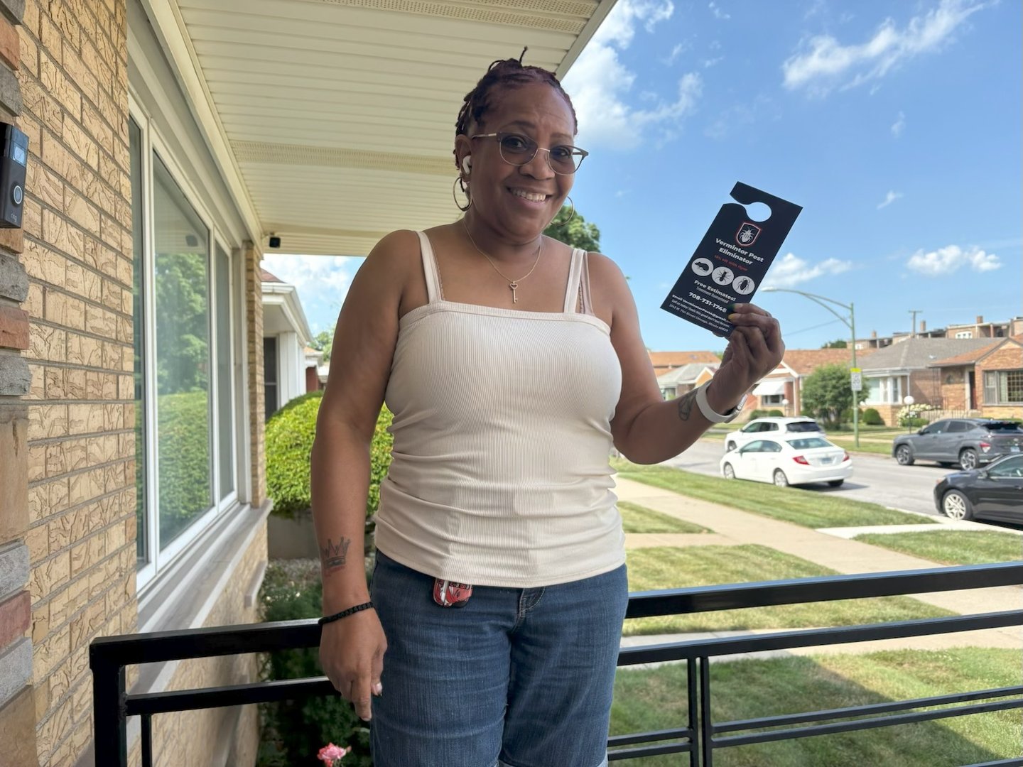 Happy customer with pest control results