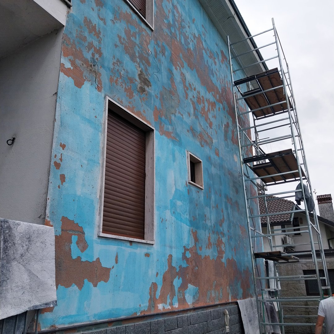 LR Imbiancatura - Lavoro di pittura edile professionale