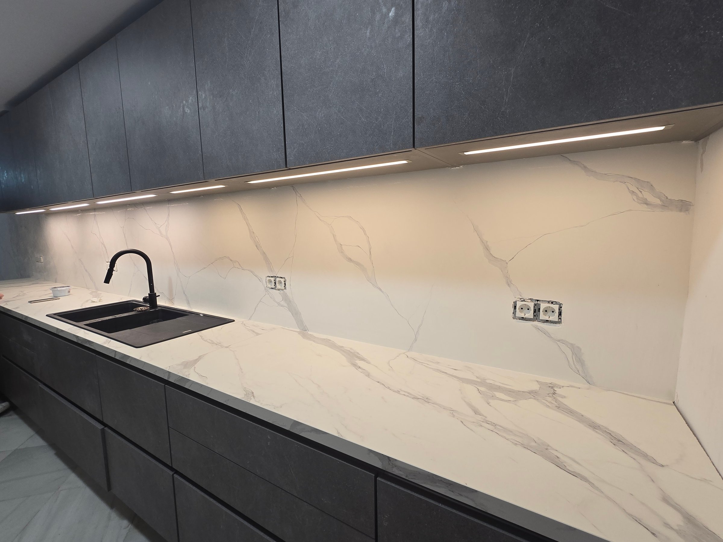 Marble polished plaster finish