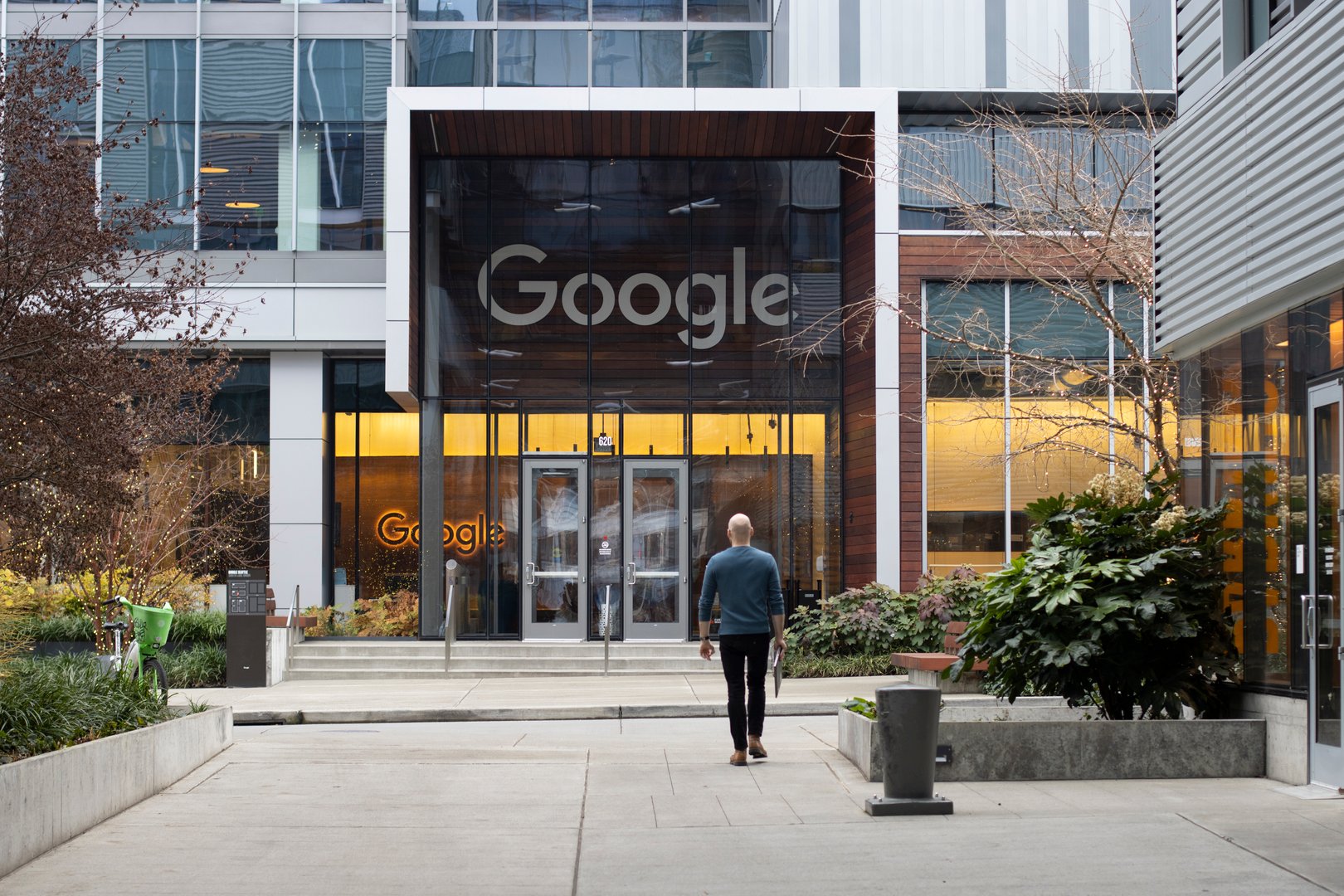 Google team celebrating success