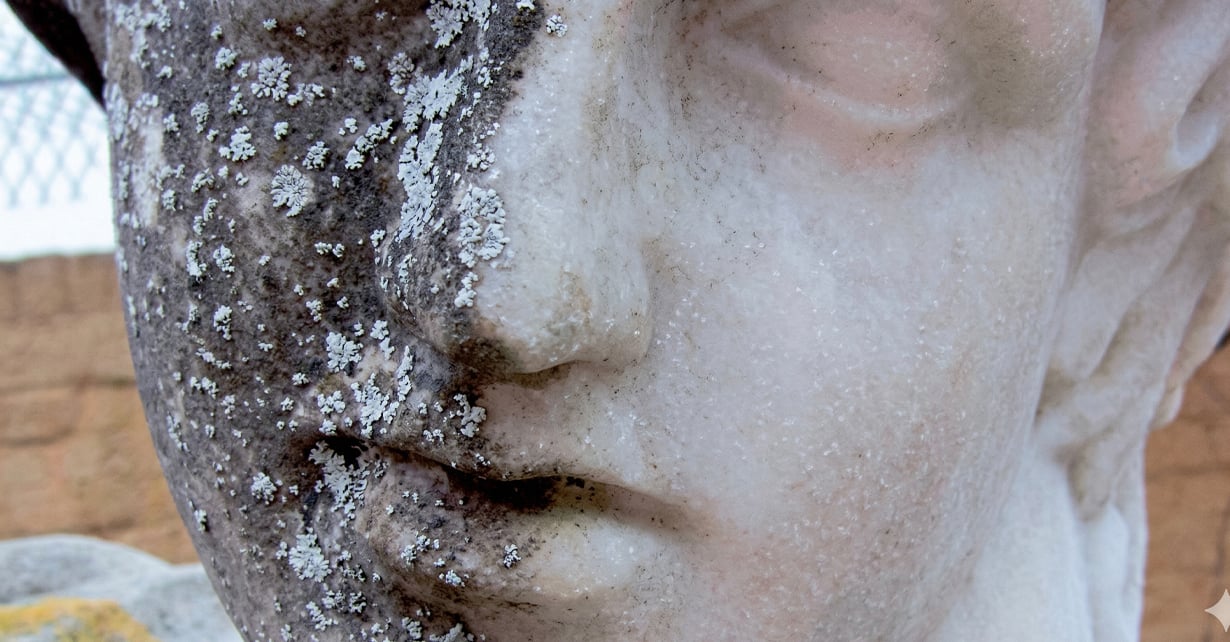 Laser rust cleaning cultural heritage restoration