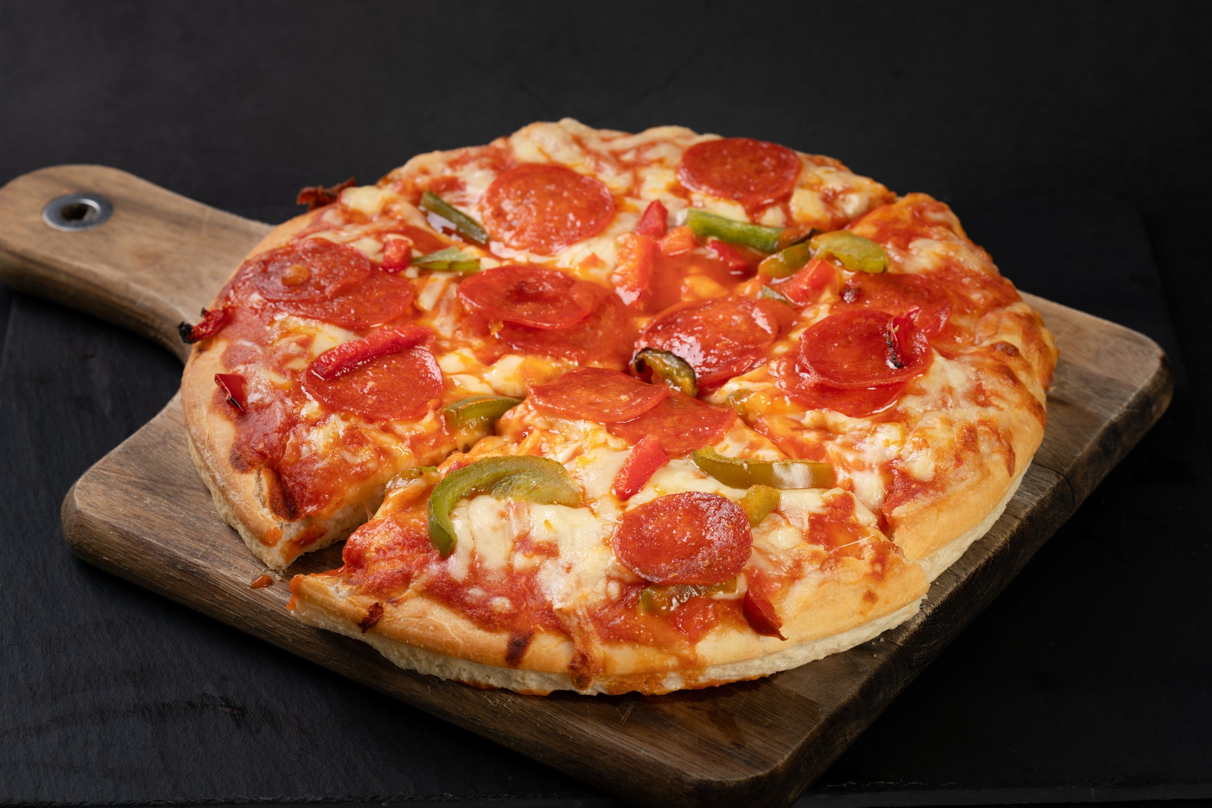 homemade deep pan pizza