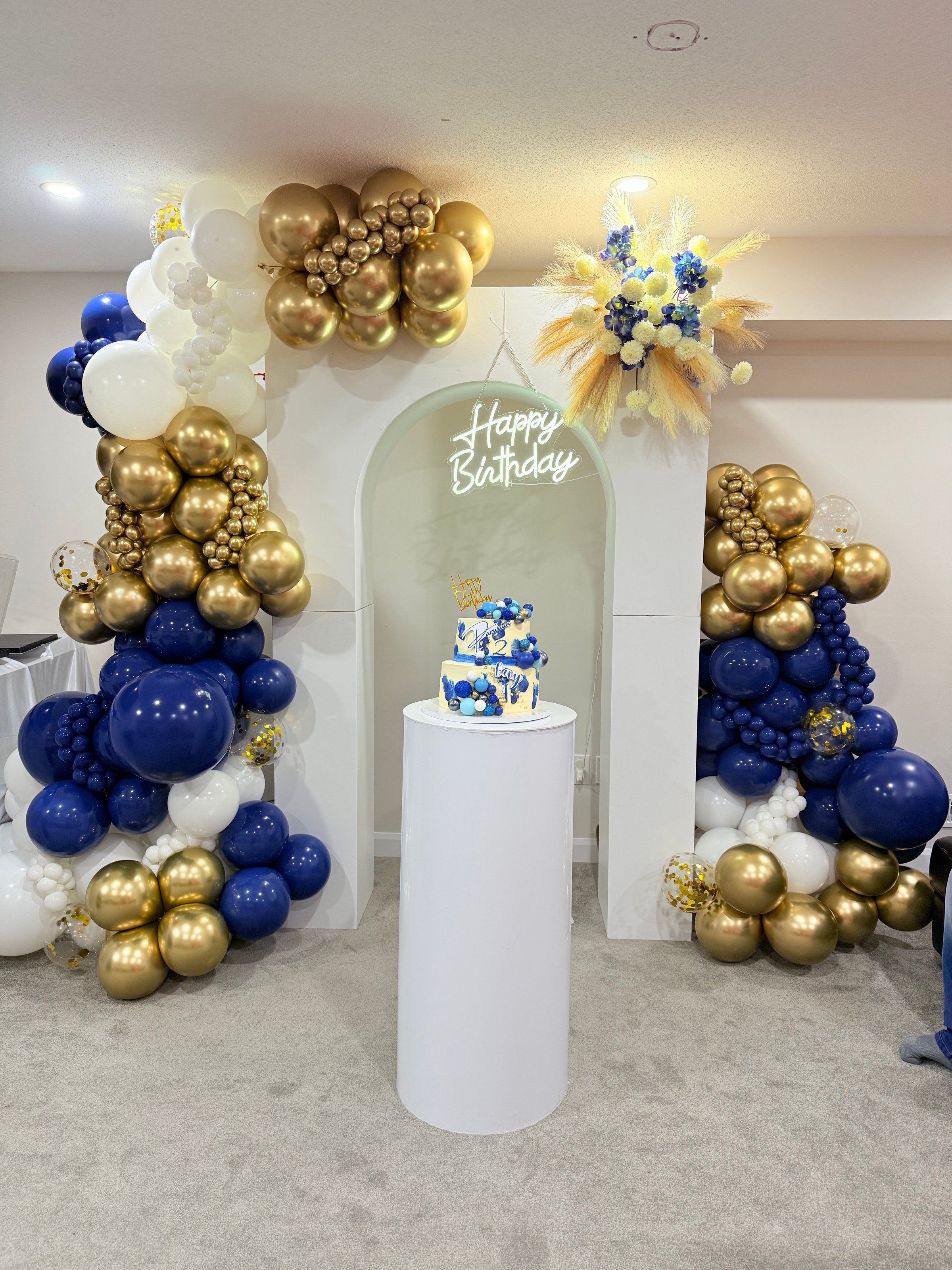 Balloon installation creation